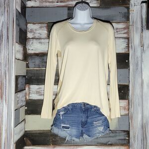 B designed in LA Long Sleeve Mesh Cream Top Small